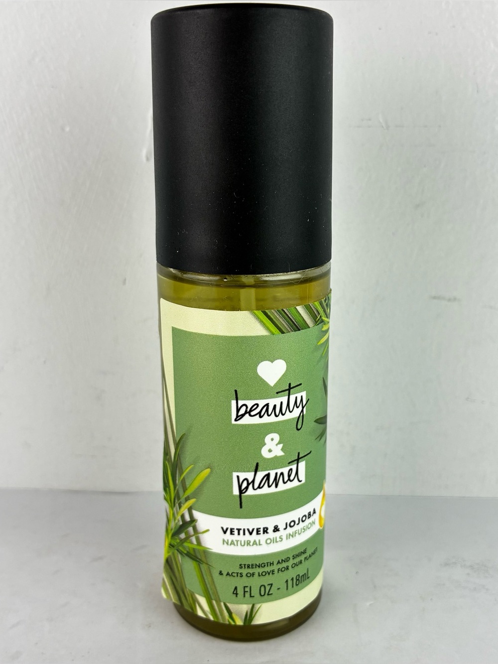 Love Beauty & Planet Vetiver & Jojoba Natural Oils Infusion Skin & Hair